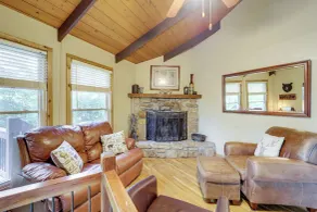 2 Mi to Skiing! Wooded Beech Mtn Retreat w/ Decks - Interior