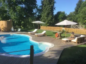 Les Crinieres En Brie - Piscina