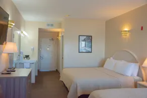West Bank Inn - Zimmer