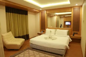 Hotel Himalayaa - Room