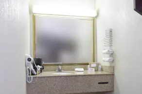 Red Roof Inn Edgewood - Salle de bain