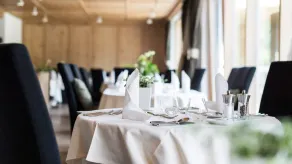 Alpine Hotel Ciasa Lara - Restaurante
