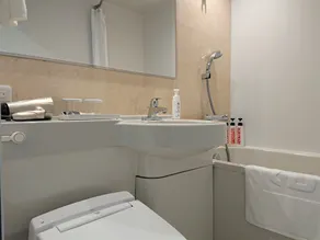 Green Rich Hotel Okinawa Nago (Artificial hot spring Futamata Yunohana) - Salle de bain