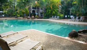 Sanctuary Lake Apartments - Piscine