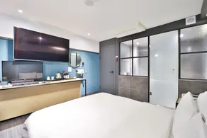 No 25 Hotel Yonghyun - Quarto