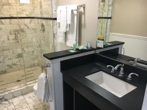 Glenmore Plaza Hotel - Salle de bain