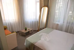 By Kinyas Hotel - Room