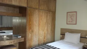 Landmark Residence - OFICIAL - Room