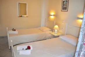 Apartments Papadatos near Pelekas Beach, Corfu - Habitación