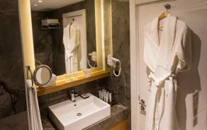 Baia Lara Hotel - Bathroom