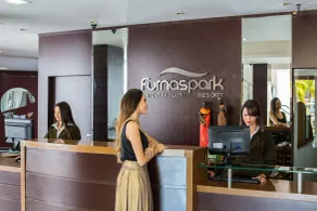 Ramada by Wyndham Furnaspark - Reception
