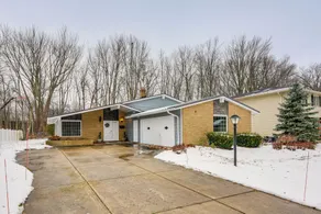 Close to Hospitals & Downtown: Cleveland Home - Innenbereich