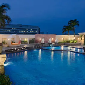 Aryaduta Palembang - Pool