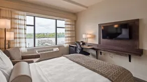 Best Western Plus Coastline Inn - Vue de la chambre
