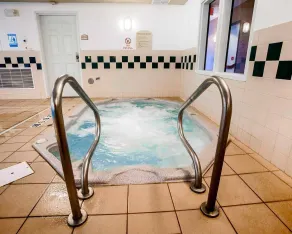 Comfort Suites Independence - Kansas City - Pool