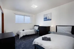 Convenient 2 bedroom, walk to Bart, 10 min to Berkeley - Rom