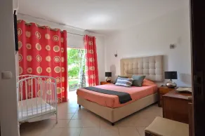 Delightful single-storey villa, private pool, free air conditioning and wifi - Zimmer