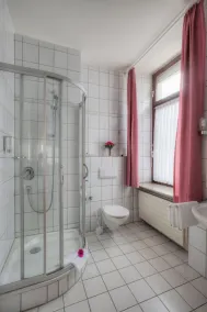 Paulin Hotel Trier - Bathroom