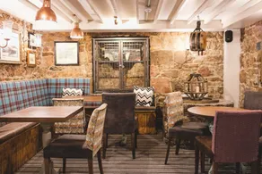 Old Court House Inn - Restaurant