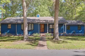 < 3 Mi to Bethany Beach! Wooded Retreat w/ Yard - Innenbereich