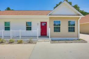 3 Mi to Brunswick Community College: Cozy Duplex! - Interiör