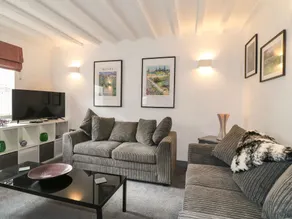 7 The Village - Interior