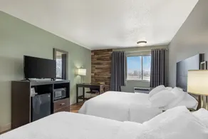 HOTEL FUZION INN & SUITES - Zimmer