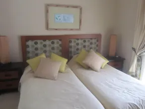 Stunning 3 bed Villa With Pool- Golf & Beach - Room