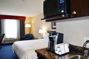Holiday Inn Express Hotel & Suites Edson by IHG - Room