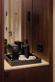 DUO Hotel Lisbon, Curio Collection by Hilton - Habitación
