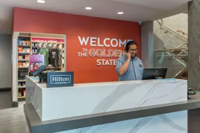 Hampton Inn Oakland Downtown-City Center - Réception