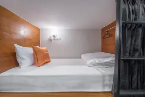 Tiny Taladnoi Hostel - Chambre