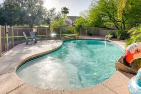 'sunny V' Arizona Retreat w/ Private Pool & Patio - Pool