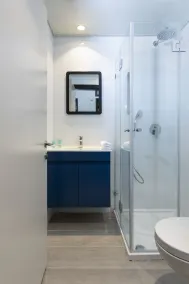 The Spot Hostel - Badezimmer