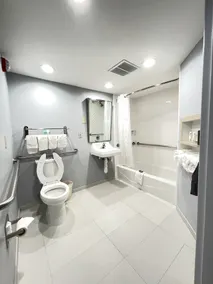 Country Inn & Suites by Radisson, San Carlos, CA - Salle de bain