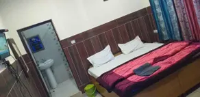 Hotel Royal Taj - Room