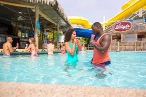 The Resort at Schlitterbahn - Piscina