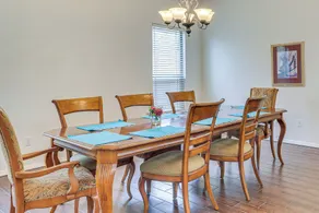 Easy ABQ Access: Large Family Home w/ Patio & Yard - Interiør