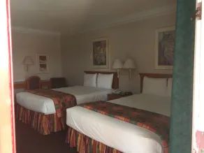 Days Inn by Wyndham Tucson City Center - Room