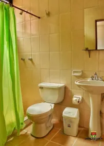 Downtown Hotel - Bathroom