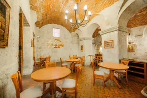Los Tambos - Colonial  - Restaurant