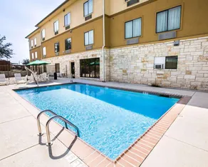 Sleep Inn & Suites Gonzales near Palmetto State Park - Piscine