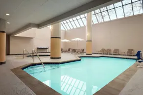 DoubleTree by Hilton St. Paul East - Piscine