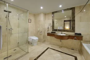 Le Midi Hotel Jungli - Salle de bain