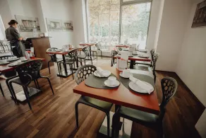 Art & Business Hotel - Restaurant