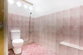 Hotel O Karya Nunggal Asri - Bathroom