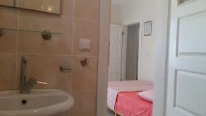 Kumbağ Green Garden Pansiyon - Bathroom