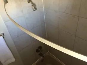Red Carpet Motel - Bathroom