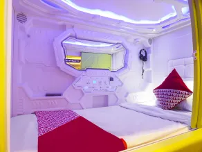 Hotel O Fiducia Capsule Hotel - Room