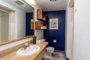 The Wharf Inn - Bathroom
